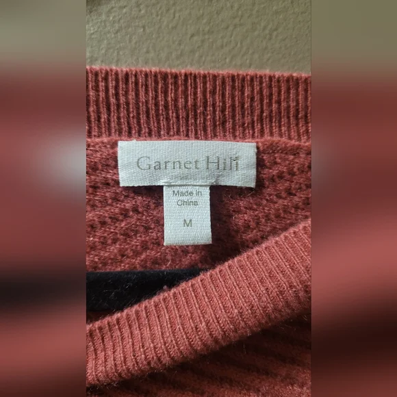 EUC Garnet Hill Angled Rib Cashmere Sweater Size Medium - Picture 5 of 9